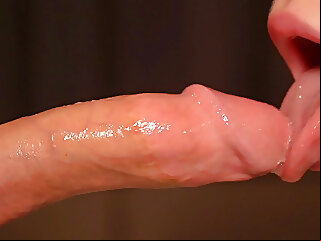 blowjob,close-up,handjob